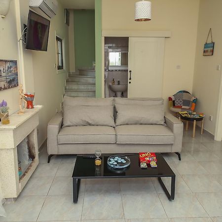 Villa Elena Ayia Napa Exteriör bild