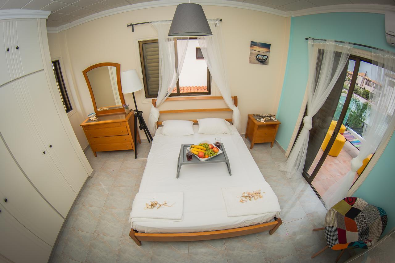Villa Elena Ayia Napa Exteriör bild